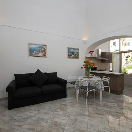 Apartment Casalina Center *